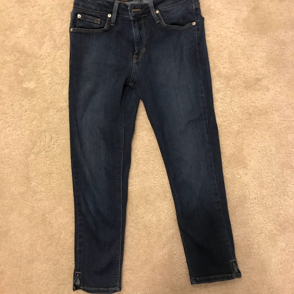 Dark Wash Capris